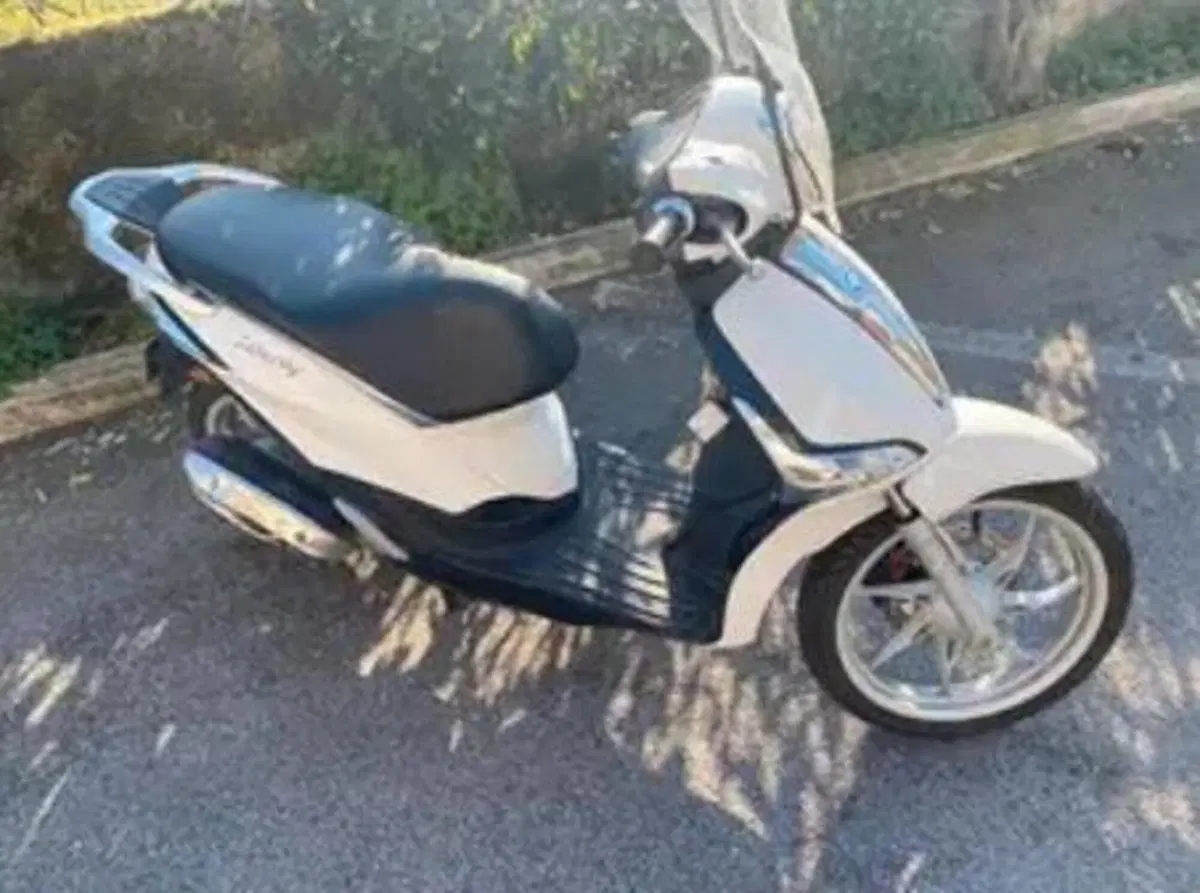Piaggio Liberty 50 (2018 - 20) (4)