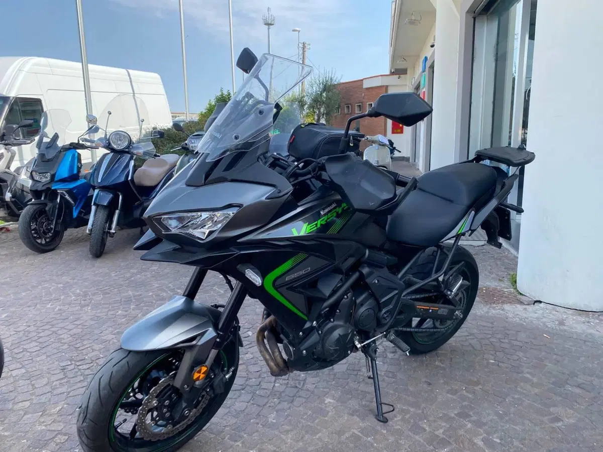 Kawasaki Versys 650 (2025 - 26) (4)