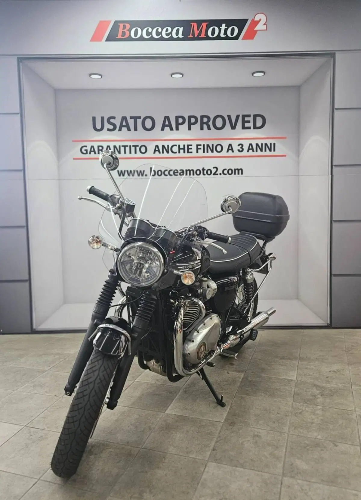 Triumph Bonneville T120 Black (2021 - 25) (3)