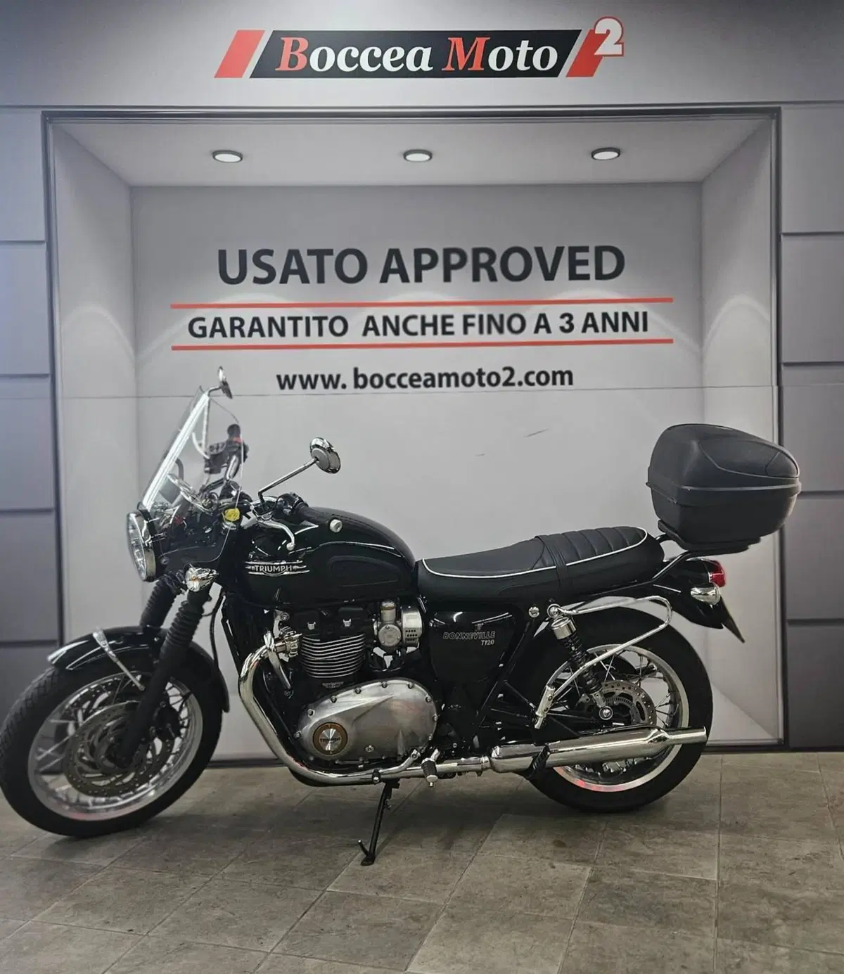 Triumph Bonneville T120 Black (2021 - 25) (4)