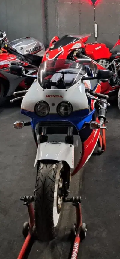 Honda VFR 750 F (1986 - 87) usata
