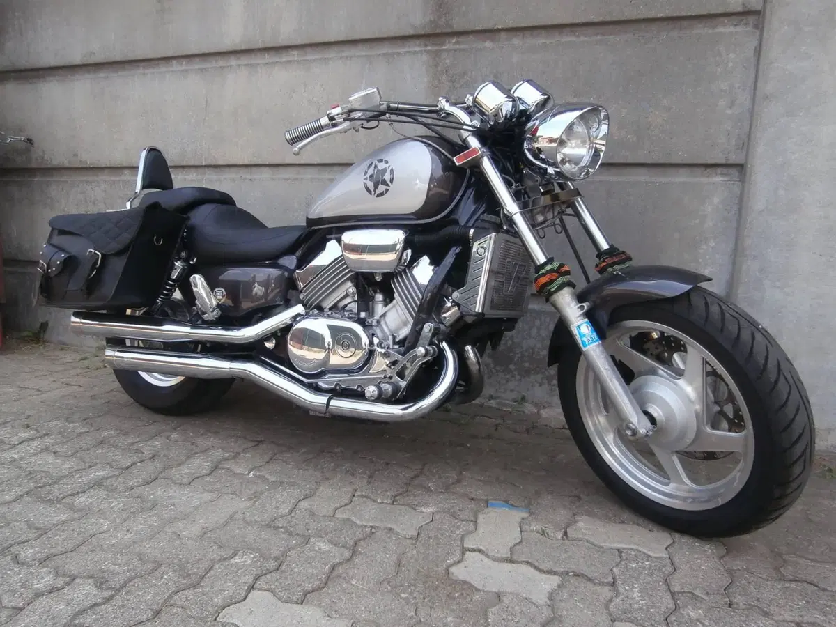 Honda VF 750 C (1985 - 01) (3)