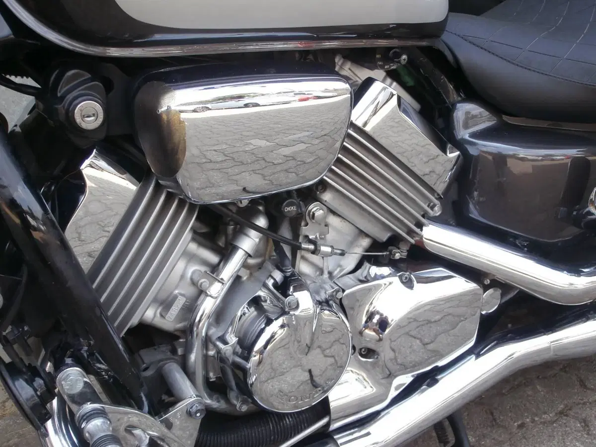 Honda VF 750 C (1985 - 01) (12)