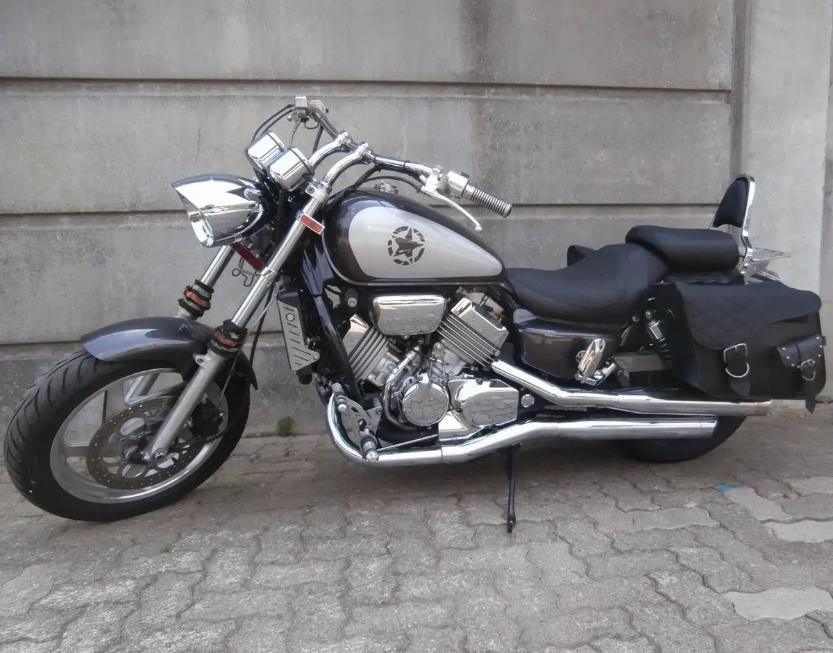 Honda VF 750 C (1985 - 01) (4)