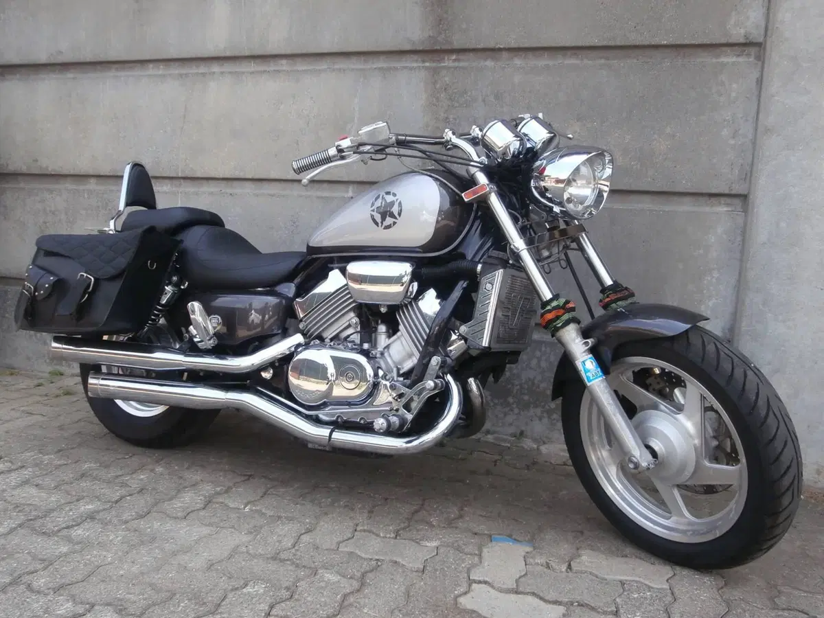 Honda VF 750 C (1985 - 01)