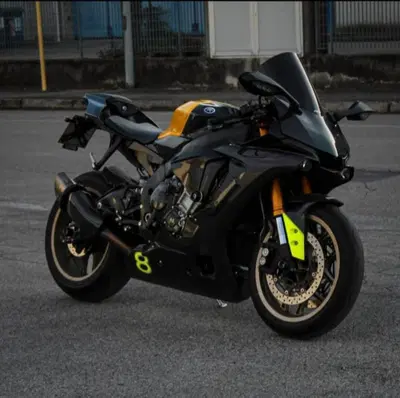 Yamaha YZF R1 60th Anniversary (2015 - 16) usata