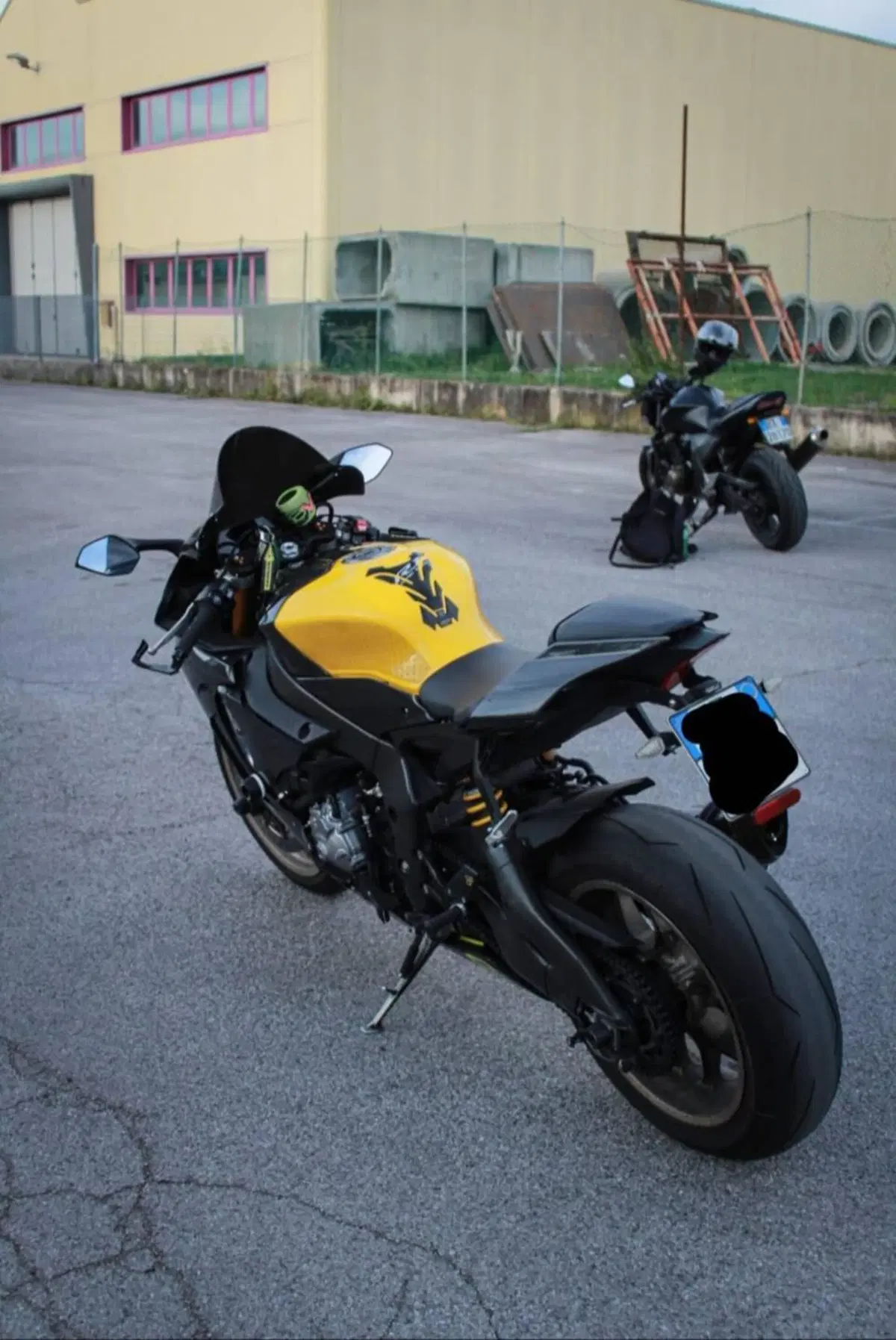 Yamaha YZF R1 60th Anniversary (2015 - 16) (3)