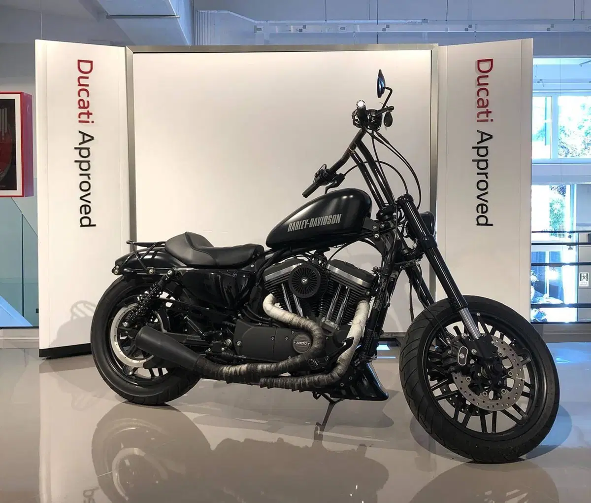 Harley-Davidson XL 1200 CX Roadster (2016 - 18)