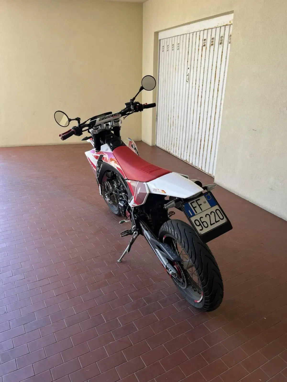 Fantic Motor XMF 125 Motard Performance 4T (2023 - 24) (6)