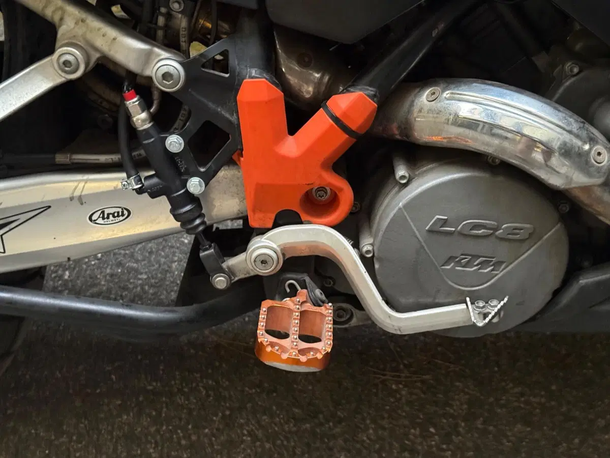 KTM 990 Adventure (2006 - 08) (6)