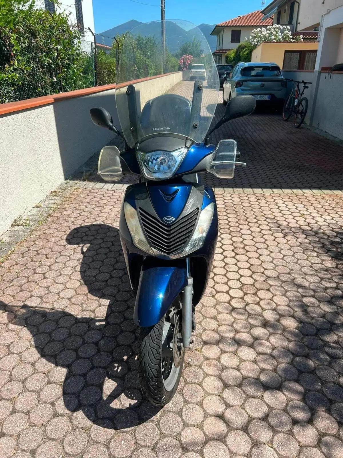 Honda SH 150i (2009 - 12) (2)