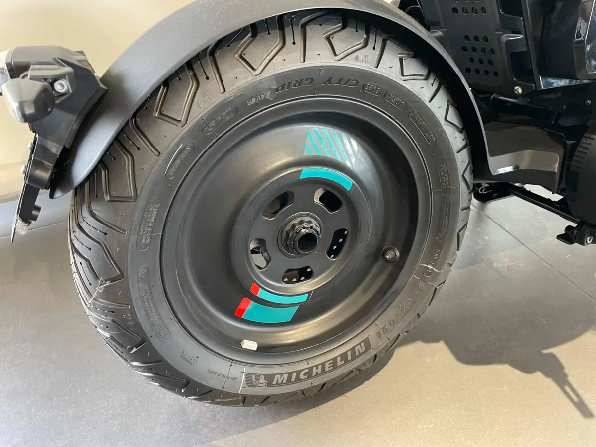 Bmw CE 02 AM (2024 - 26) (2)