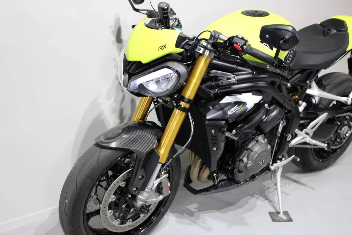 Triumph Speed Triple 1200 RX (2025 - 26) (5)