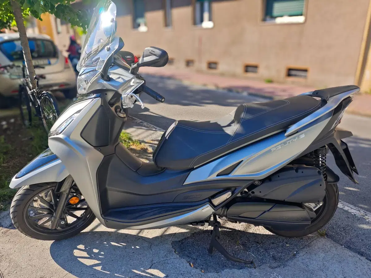Kymco Agility 300i R16 ABS (2020) (2)