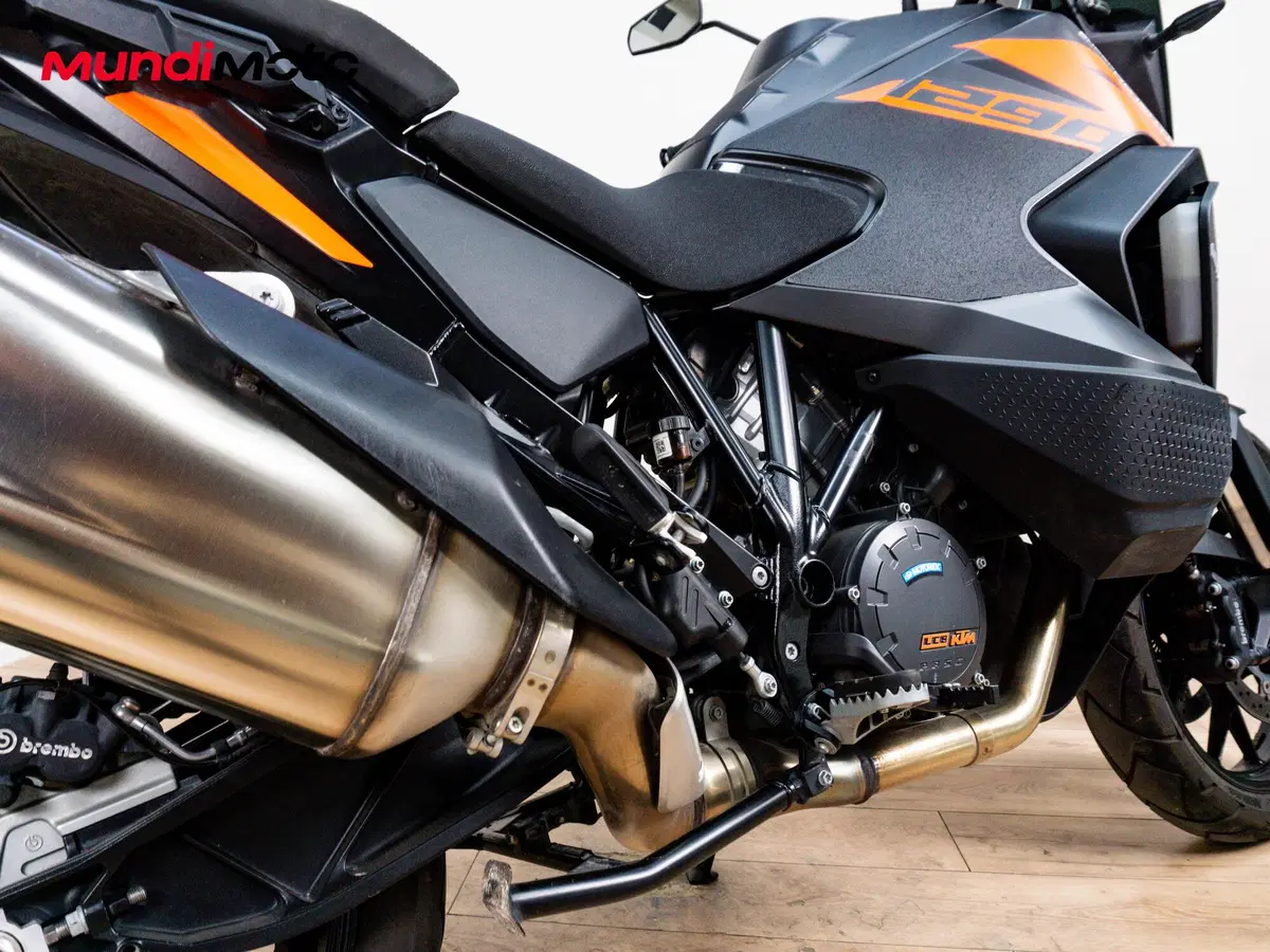 KTM 1290 Super Adventure S (2021) (4)