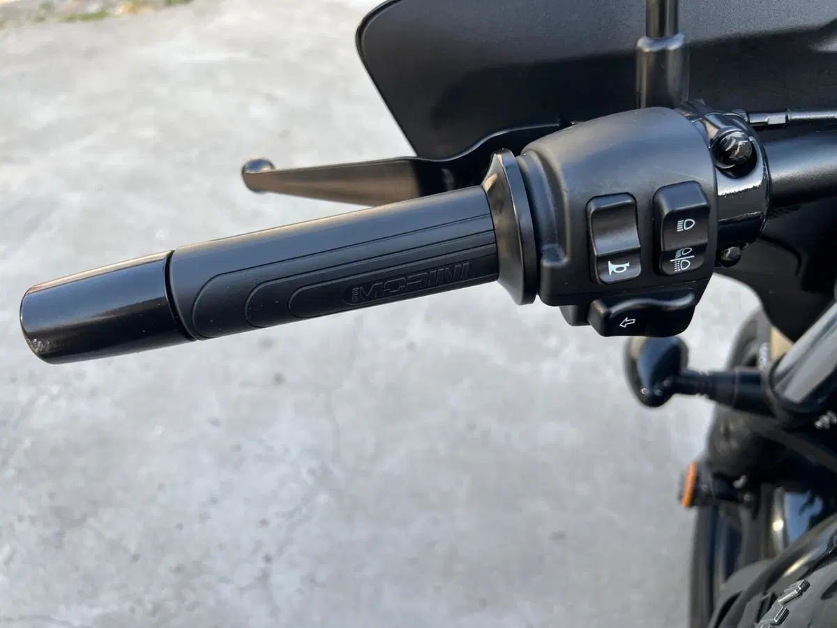 Moto Morini Calibro Bagger (2024 - 26) (11)