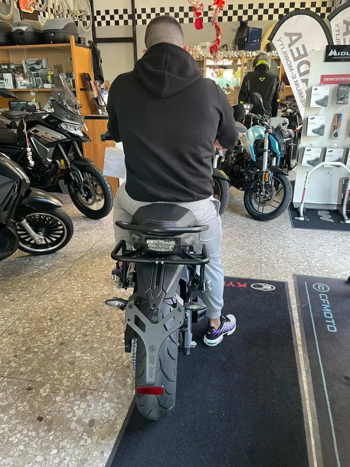CFMOTO 700MT (2024 - 26) (4)