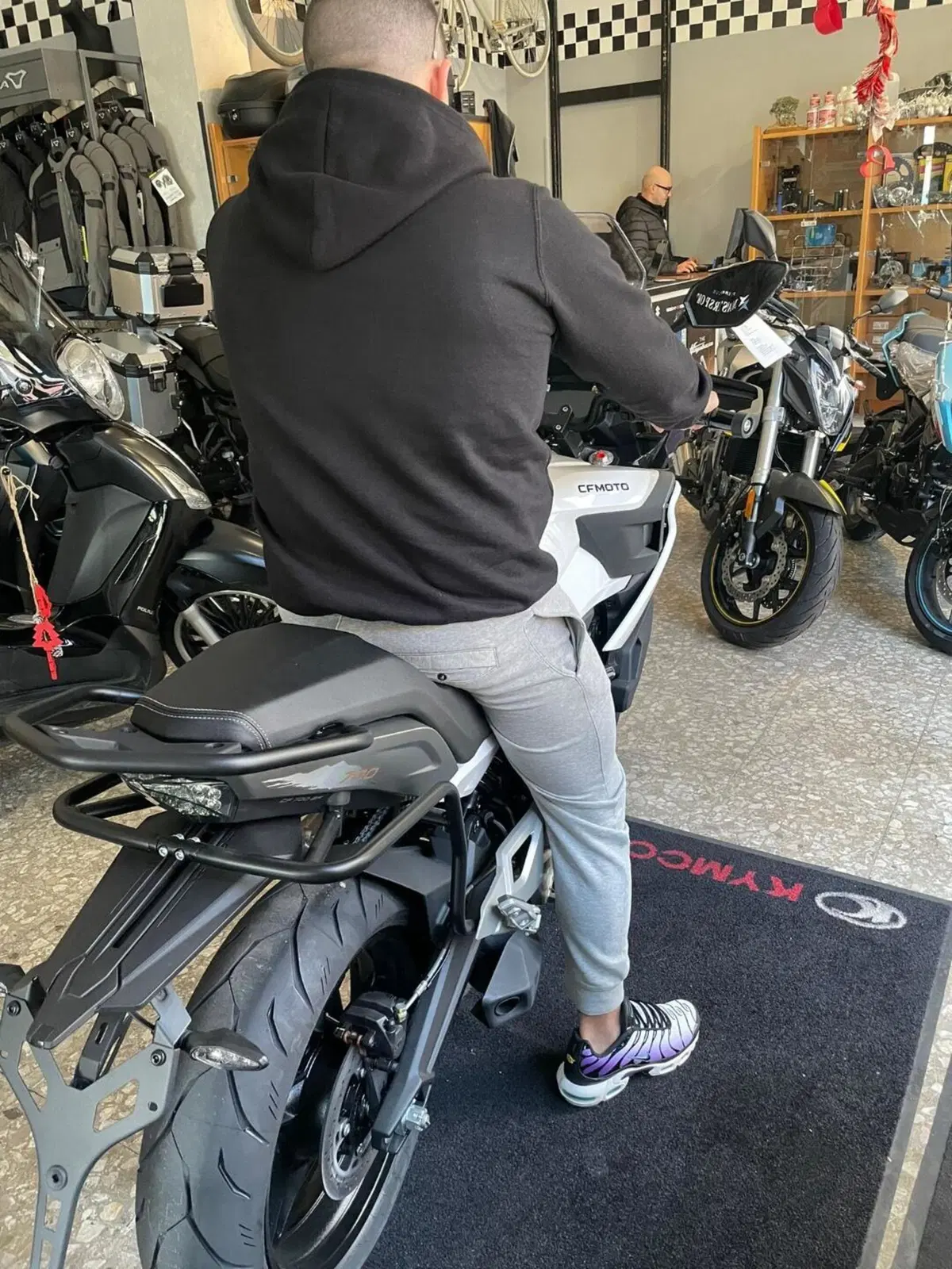 CFMOTO 700MT (2024 - 26) (5)