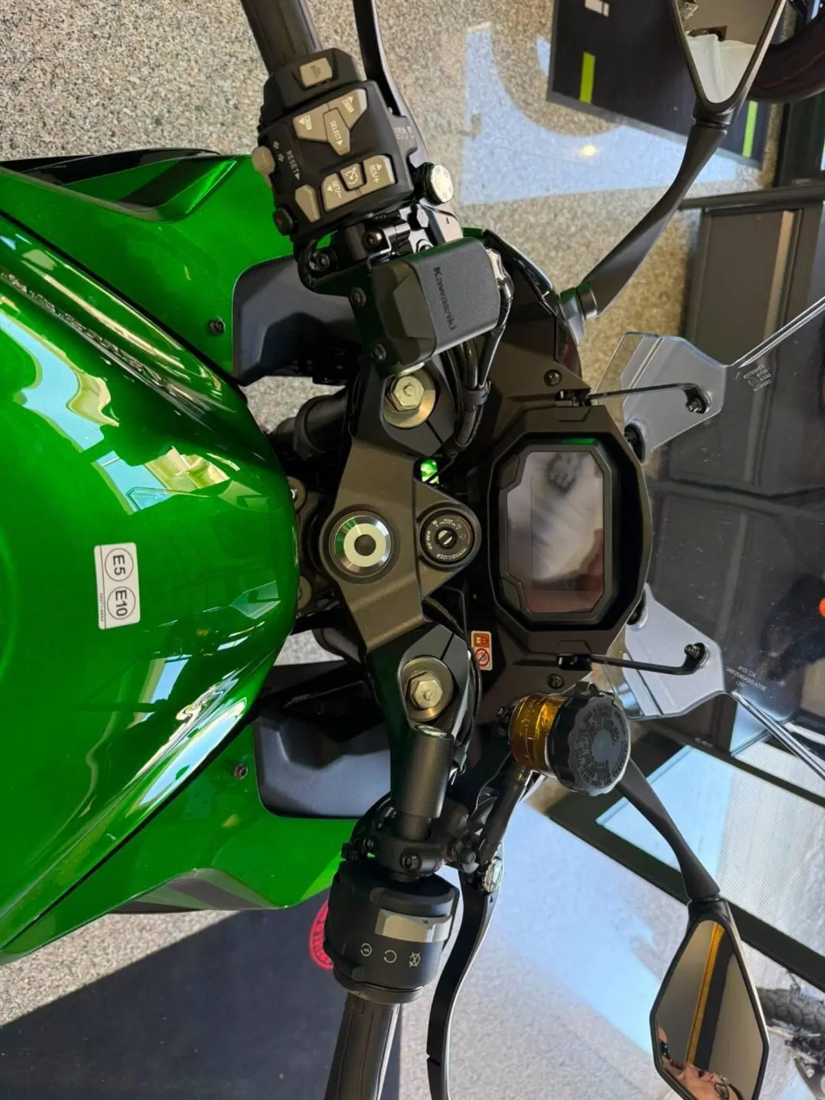 Kawasaki Ninja 1100 SX SE Tourer (2025 - 26) (7)