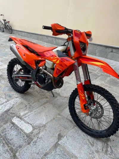 KTM 250 EXC-F Six Days (2025) usata