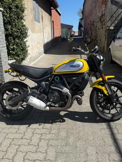 Ducati Scrambler 800 Icon (2021 - 22) usata