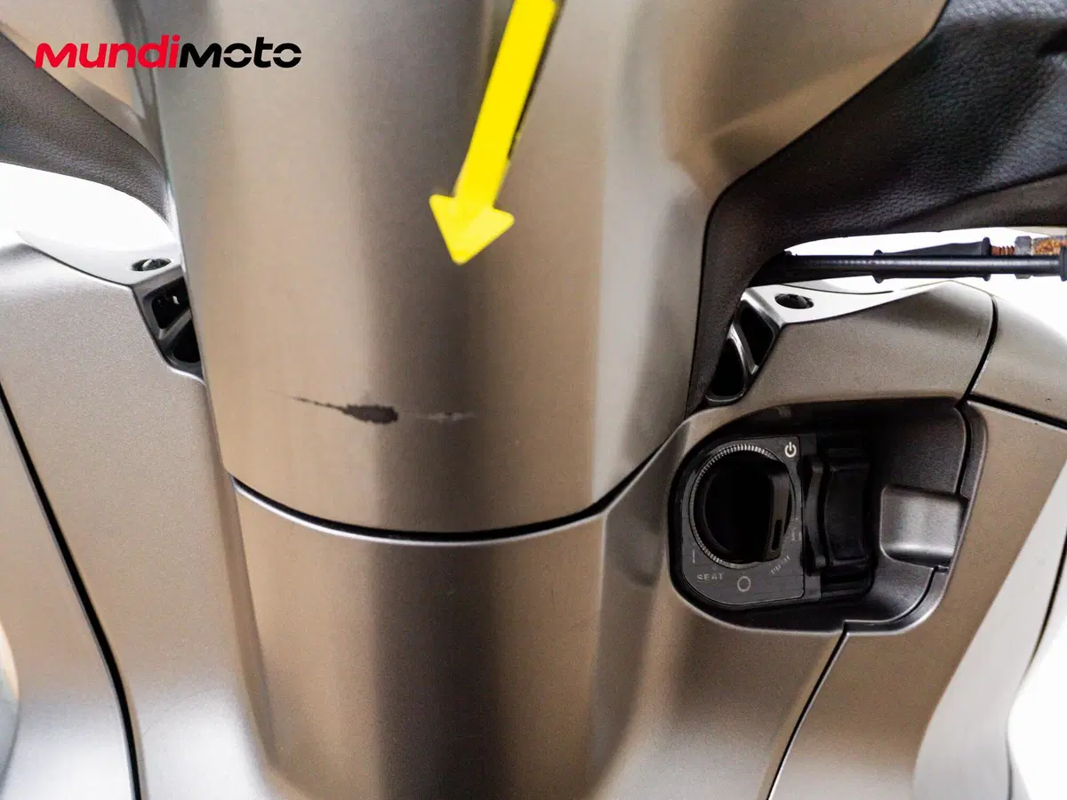 Honda SH 300 i ABS (2011 - 13) (21)