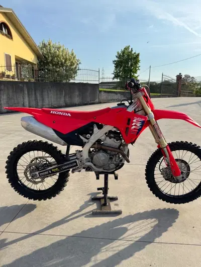 Honda CRF 250R (2025) usata