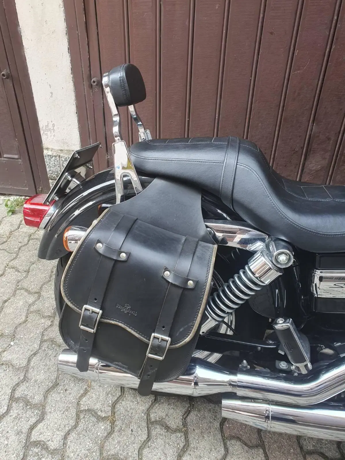 Harley-Davidson 1584 Super Glide Custom (2008 - 13) - FXDC (6)
