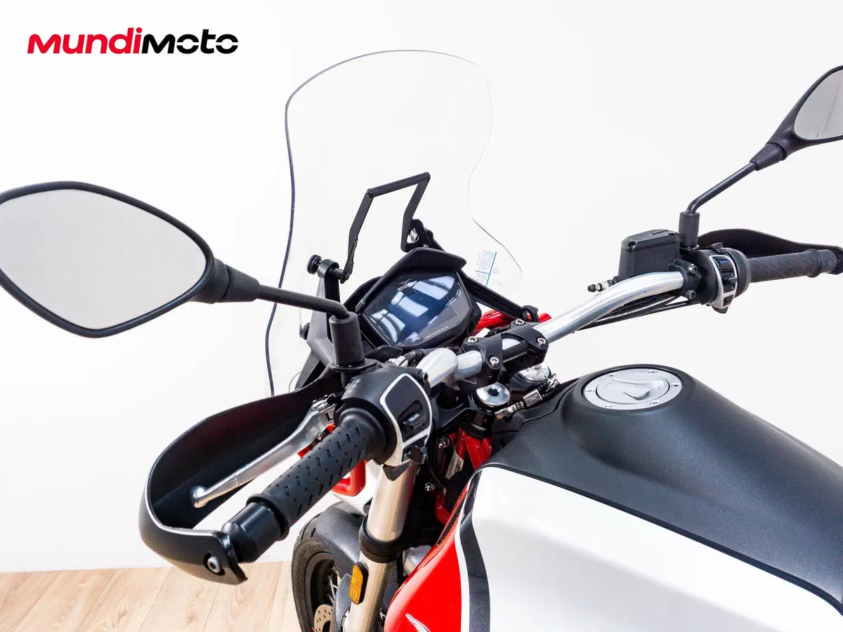 Moto Guzzi V85 TT (2019 - 20) (11)