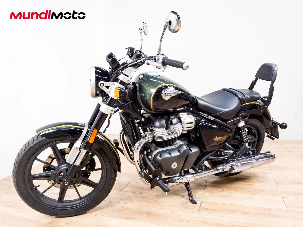Royal Enfield Super Meteor 650 (2023 - 26) (8)