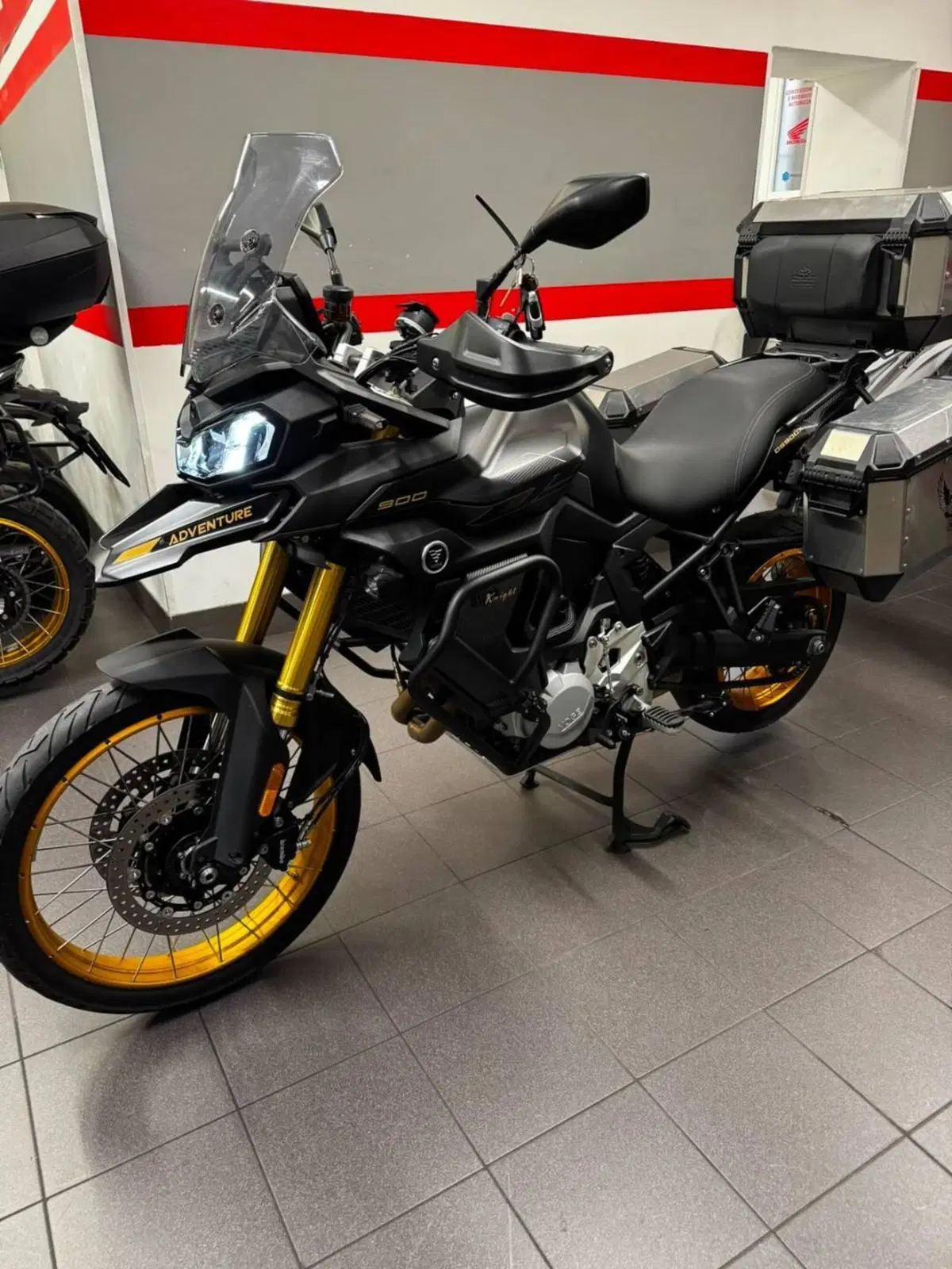 Voge Valico 900DSX (2024 - 26) (2)