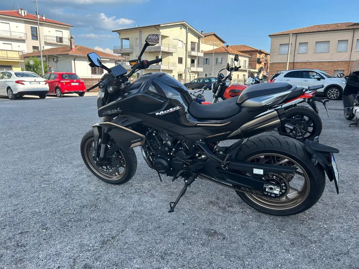 CFMOTO 800NK Sport (2023 - 26) (3)