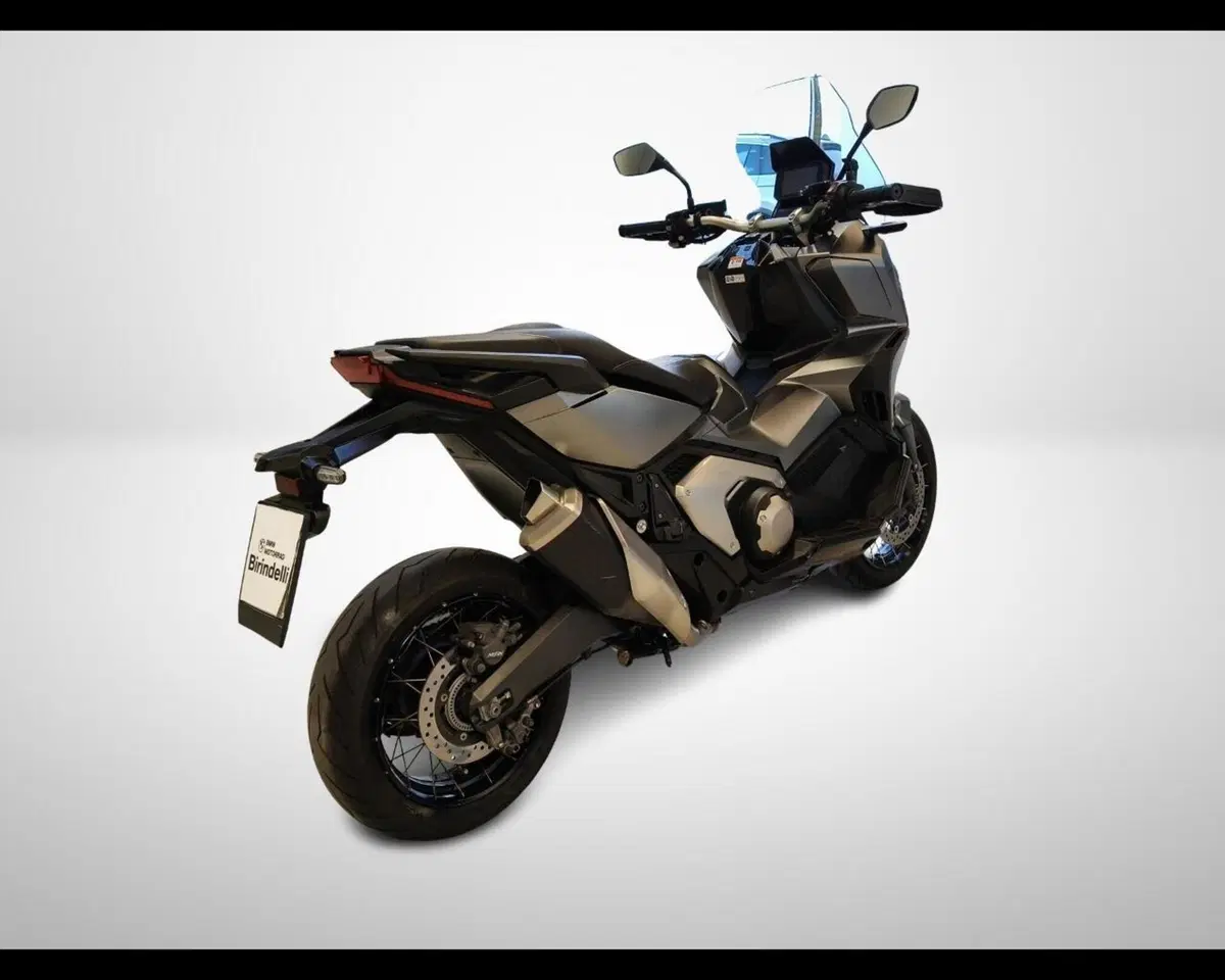 Honda X-ADV 750 DCT Adventure (2021 - 24) (3)