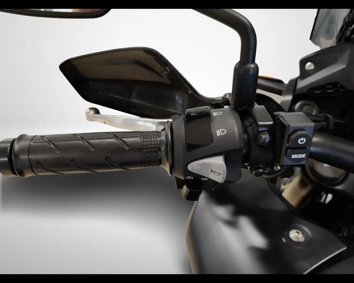 Honda CB 500 X (2022 - 23) (10)