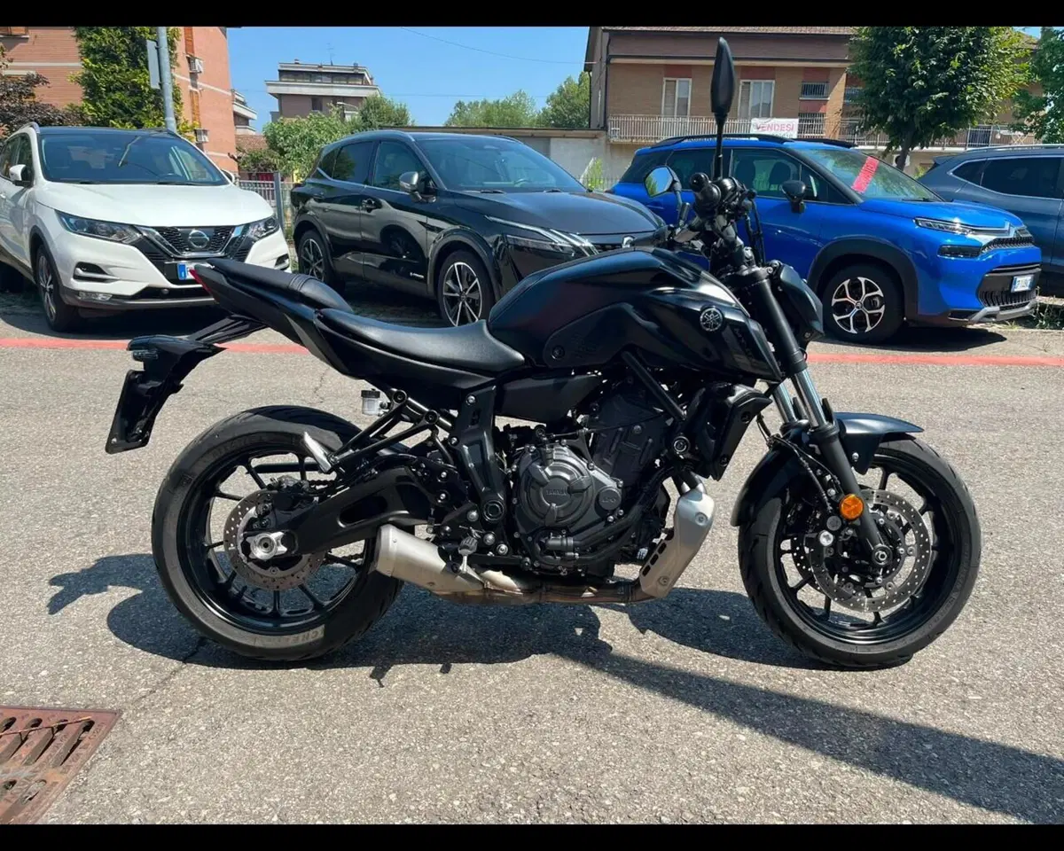 Yamaha MT-07 Pure (2023 - 25) (4)