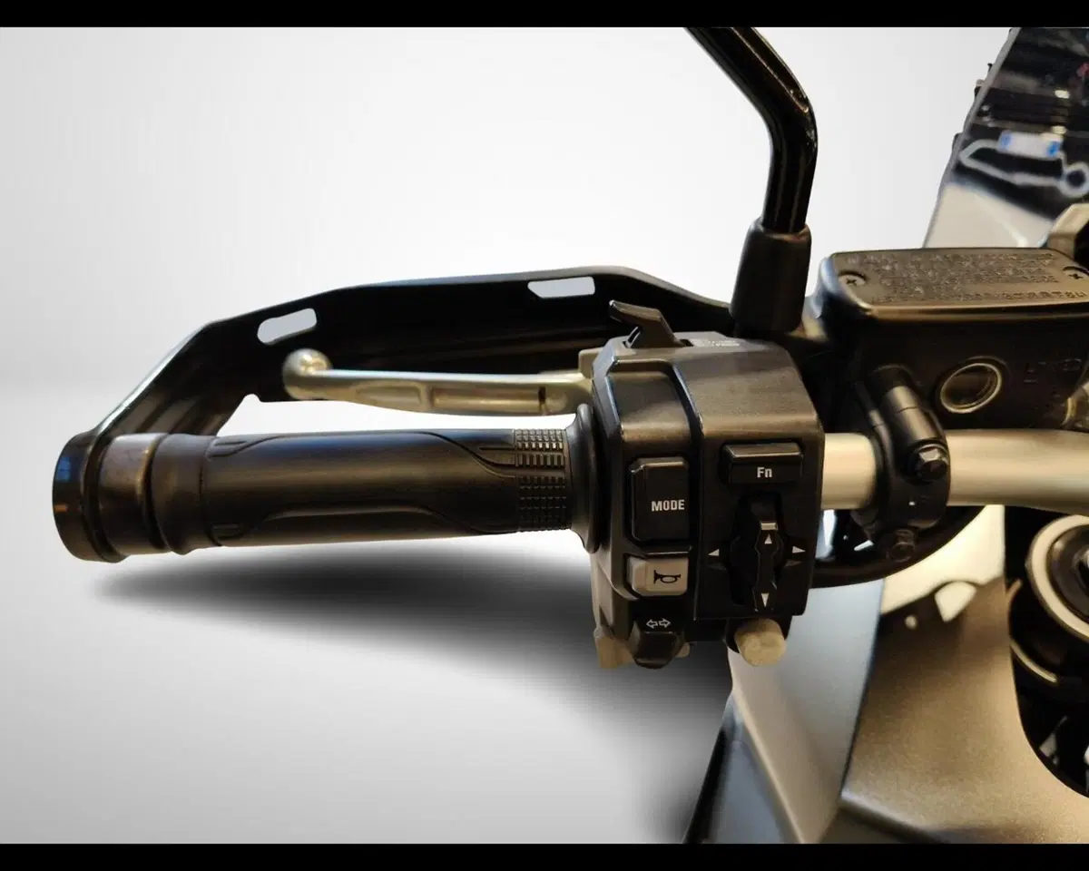 Honda X-ADV 750 DCT Adventure (2021 - 24) (10)