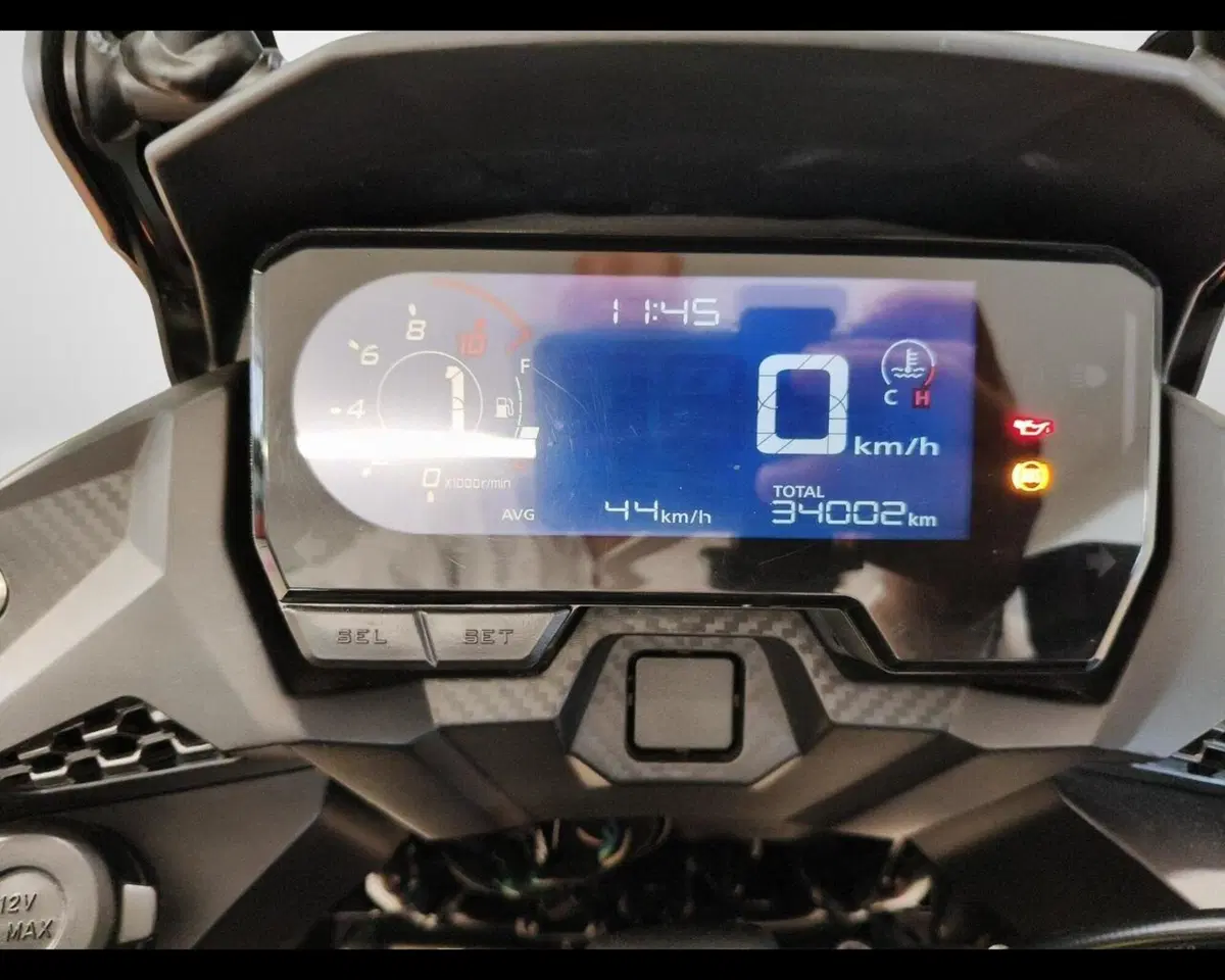 Honda CB 500 X (2022 - 23) (9)