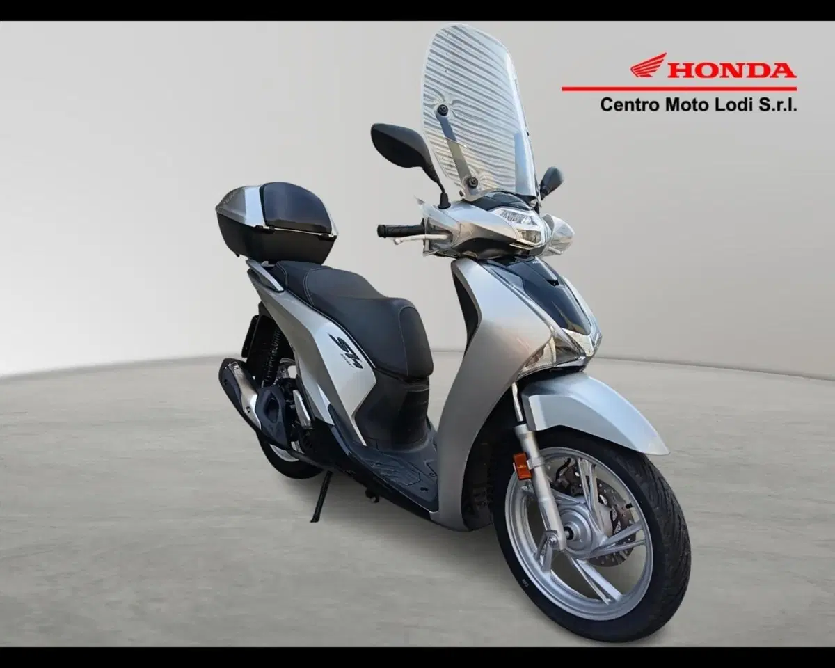 Honda SH 150i (2017 - 19) (2)
