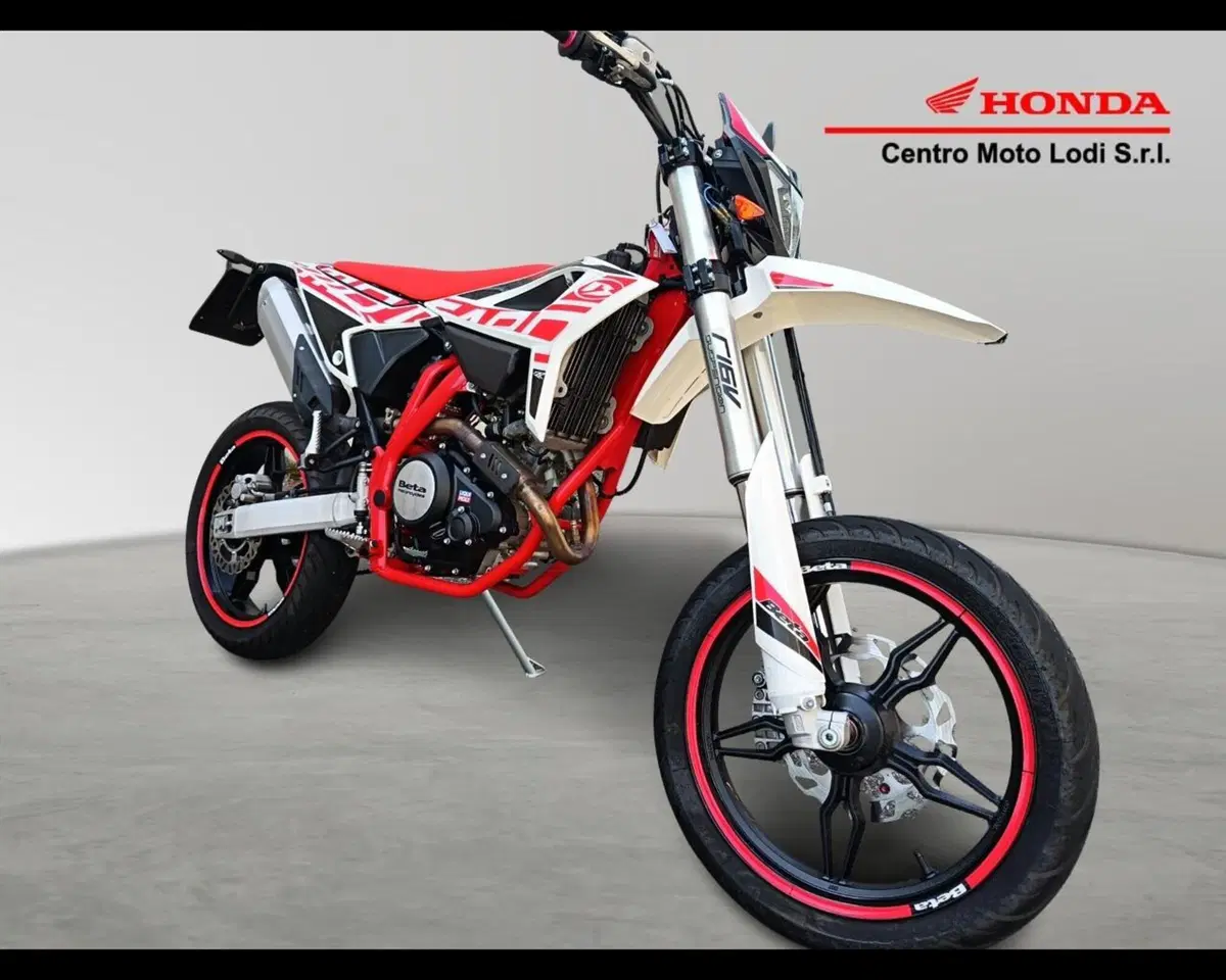 Betamotor RR 125 4T Motard LC (2021 - 23) (2)