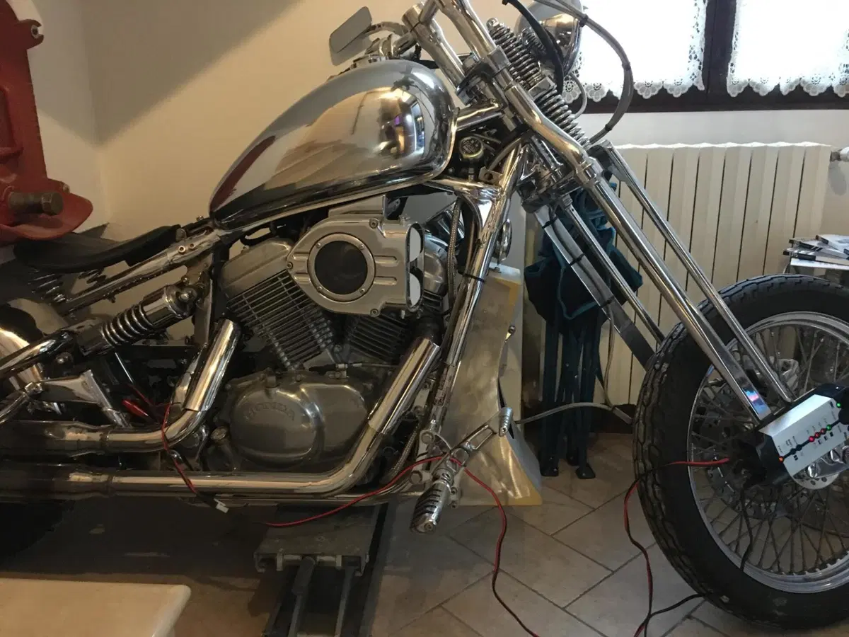 Honda VT600C (15)