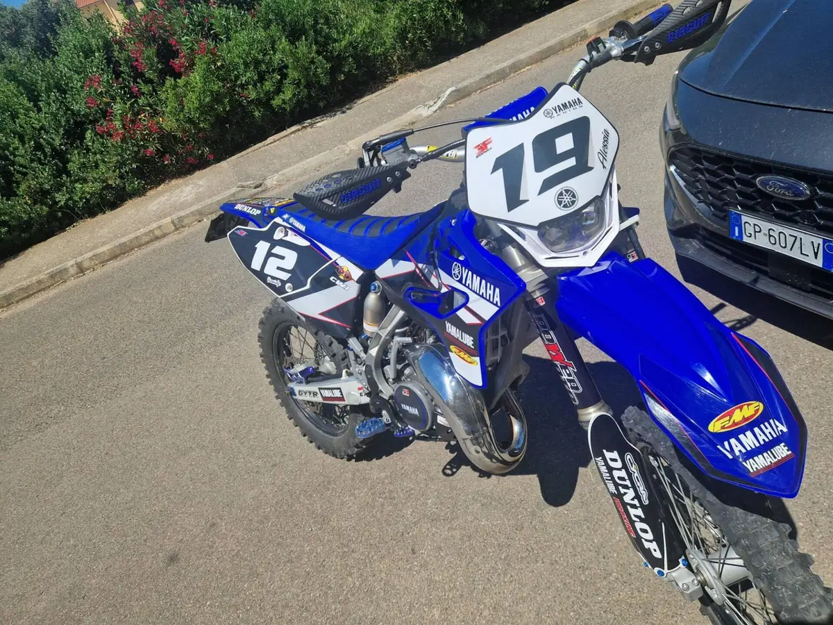 Yamaha YZ 125 (2013) (2)