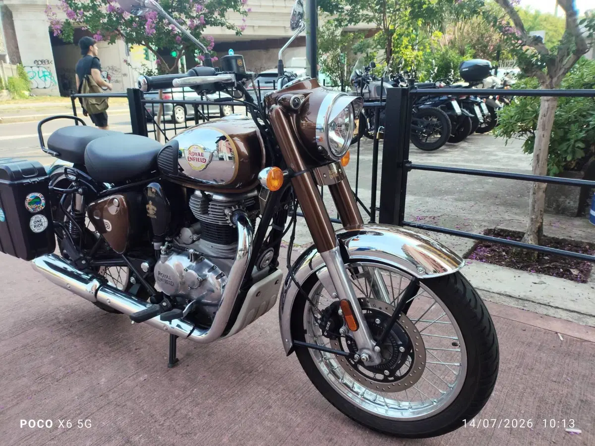 Royal Enfield Classic 350 (2021 - 26) (4)