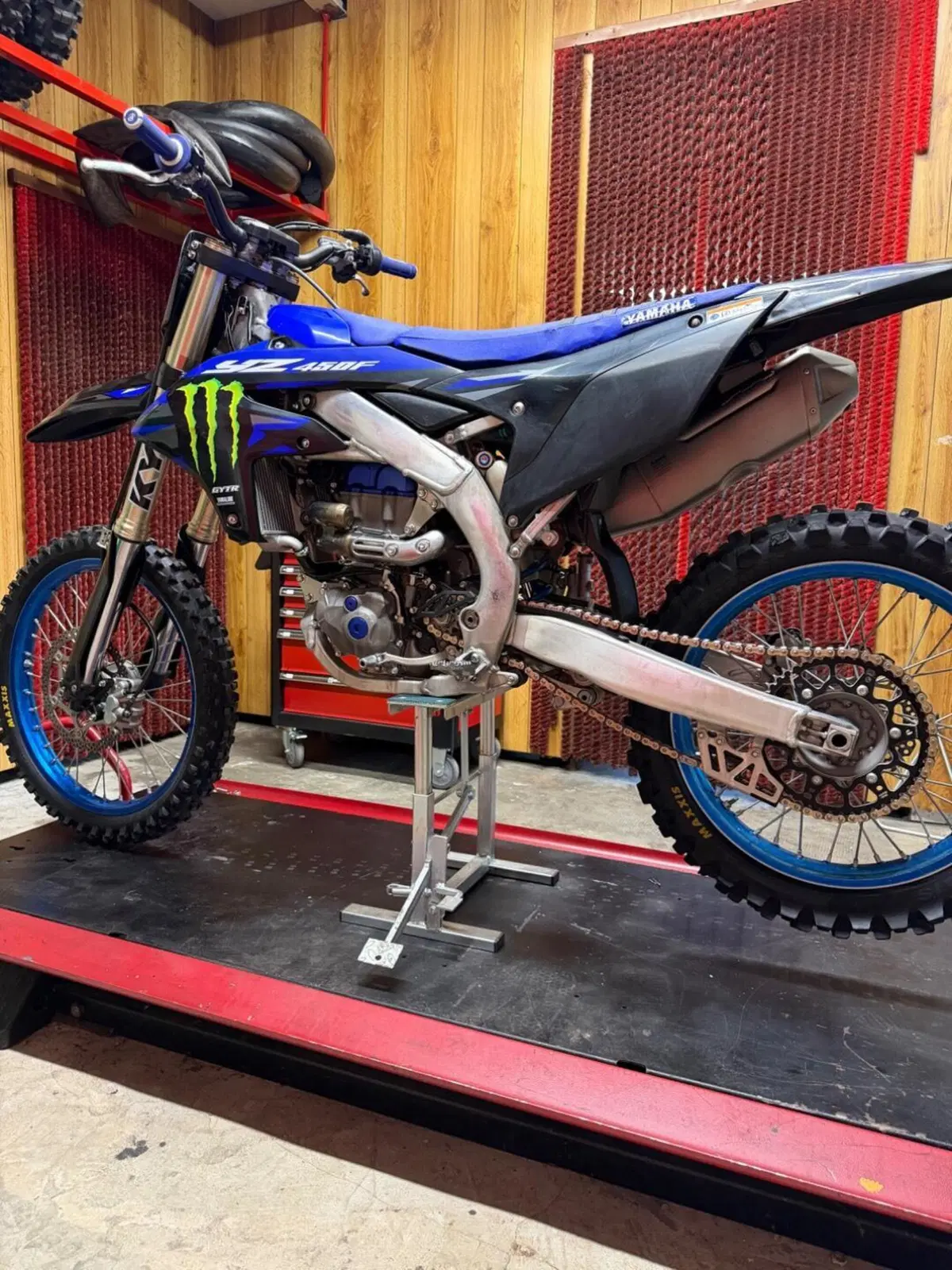 Yamaha YZ 450 F Monster Energy Yamaha Racing Edition (2025)