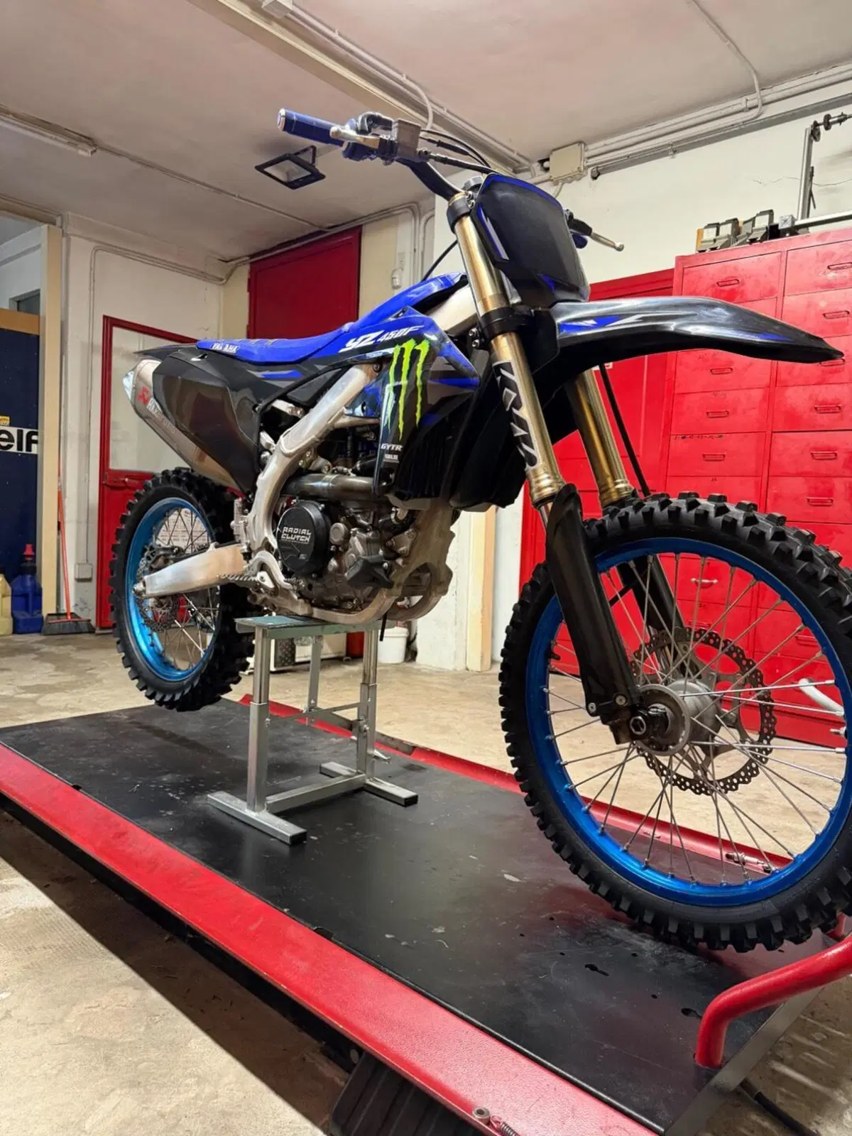 Yamaha YZ 450 F Monster Energy Yamaha Racing Edition (2025) (3)