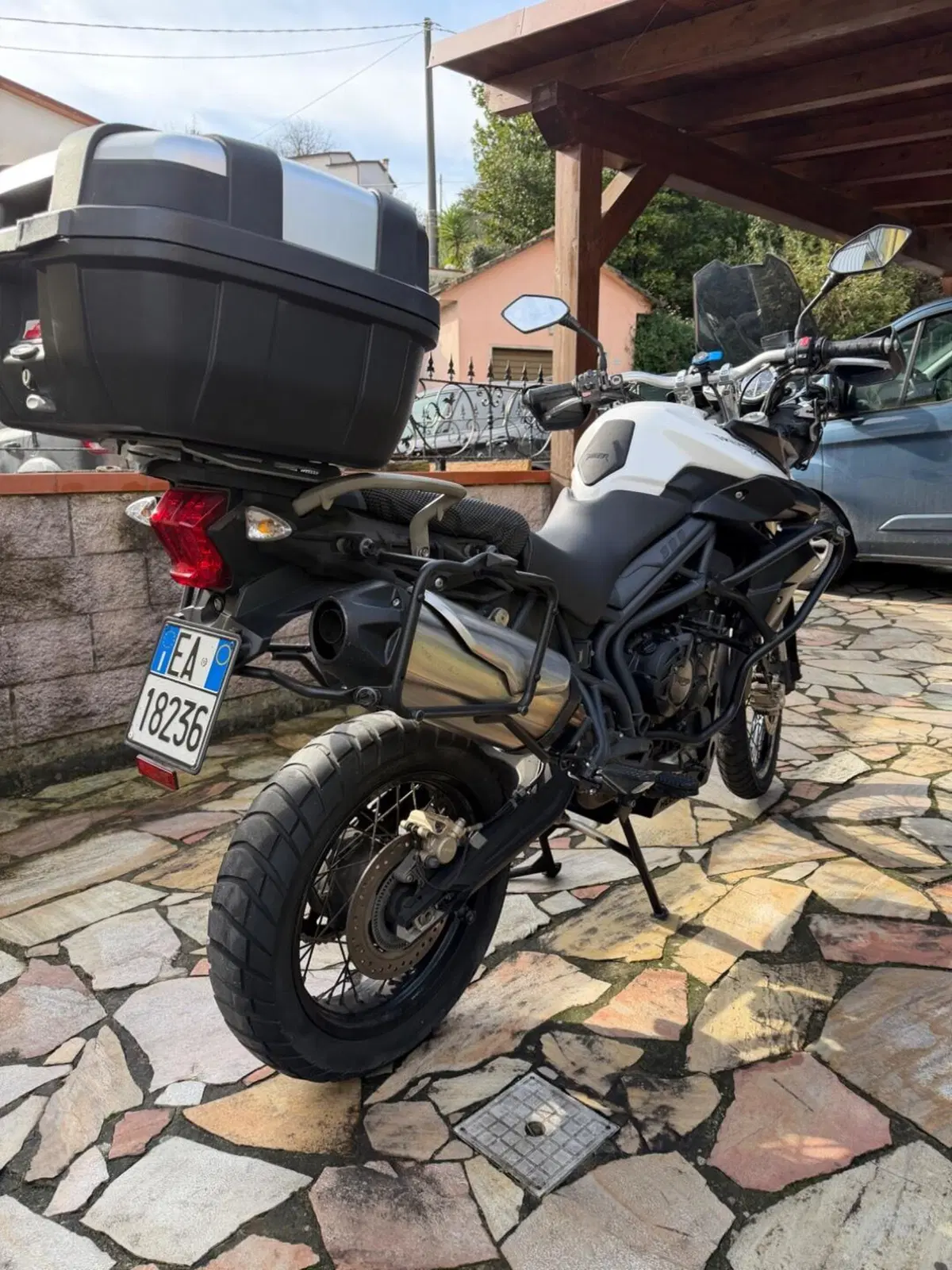 Triumph Tiger 800 XC (2011 - 12) (9)