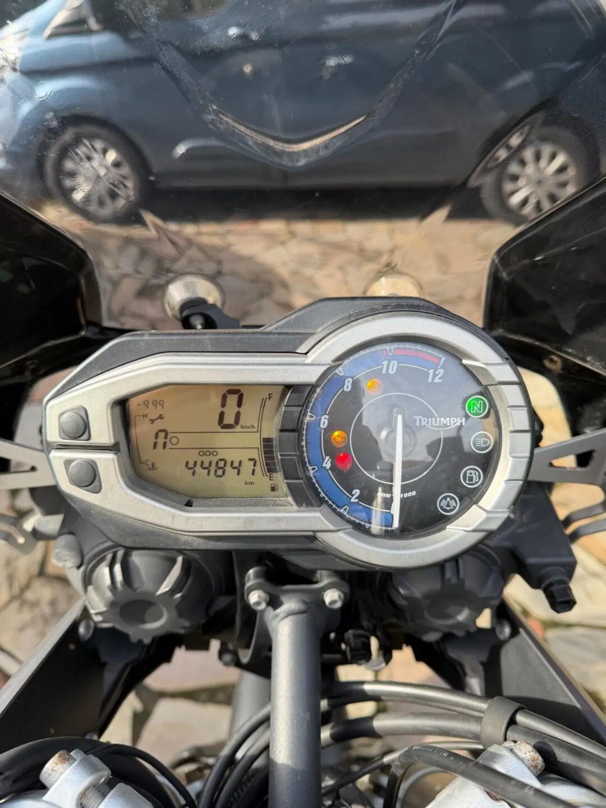 Triumph Tiger 800 XC (2011 - 12) (10)