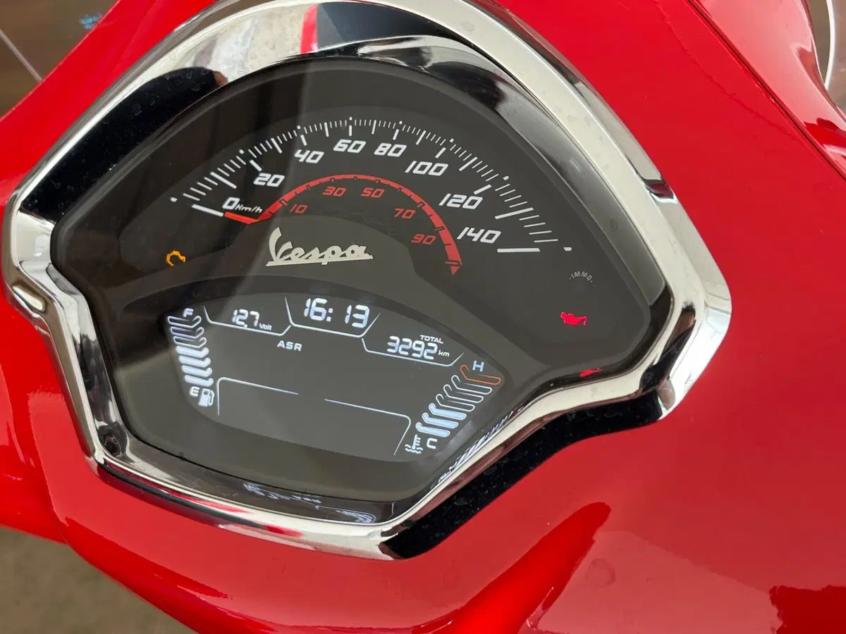 Vespa GTS 310 Super (2025 - 26) (5)