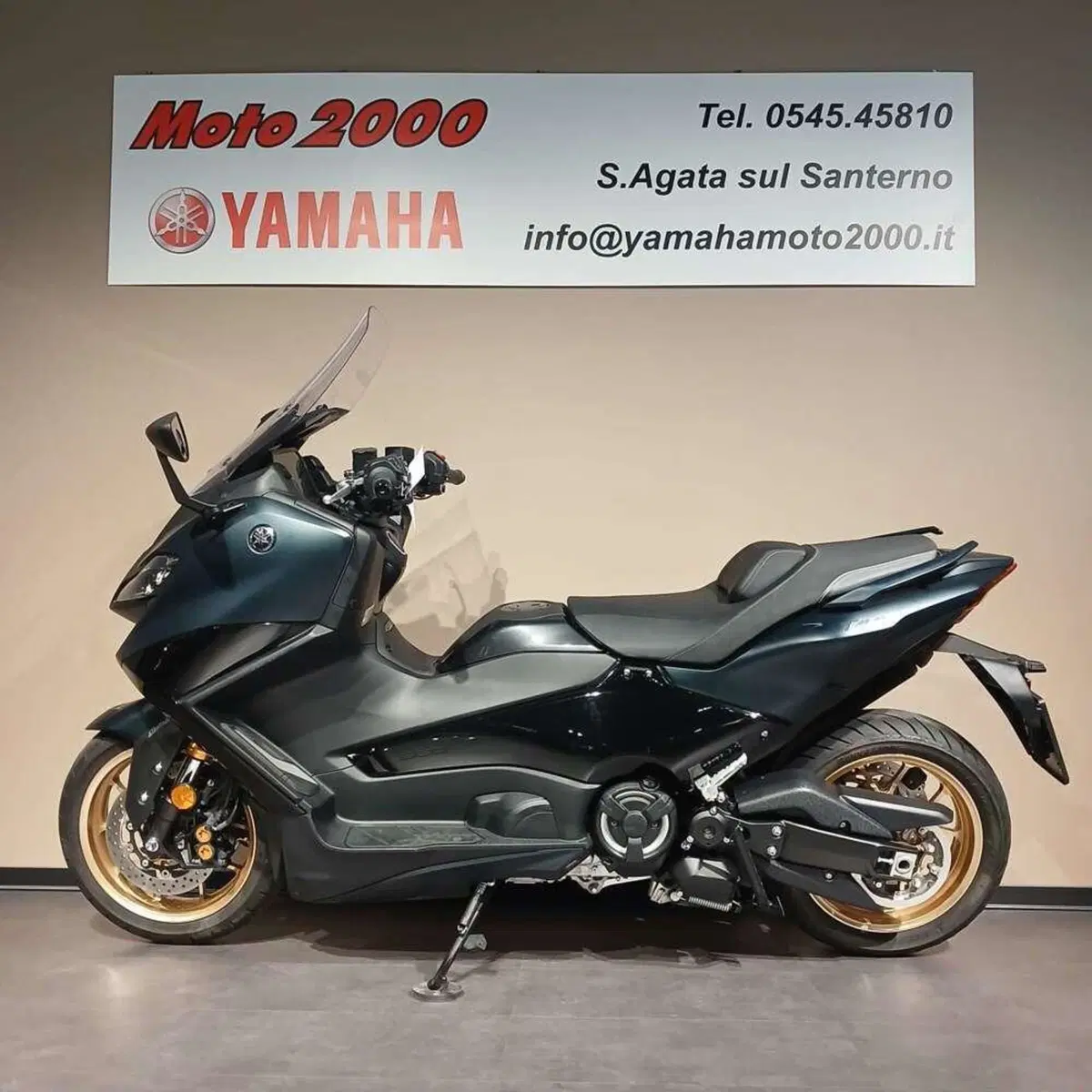 Yamaha T-Max 560 Tech Max (2022 - 24) (2)