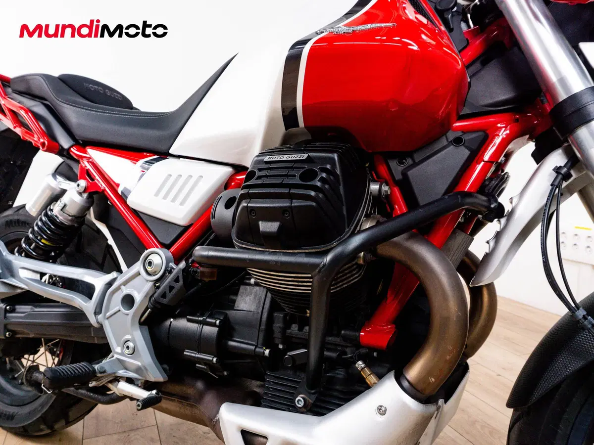 Moto Guzzi V85 TT (2019 - 20) (5)