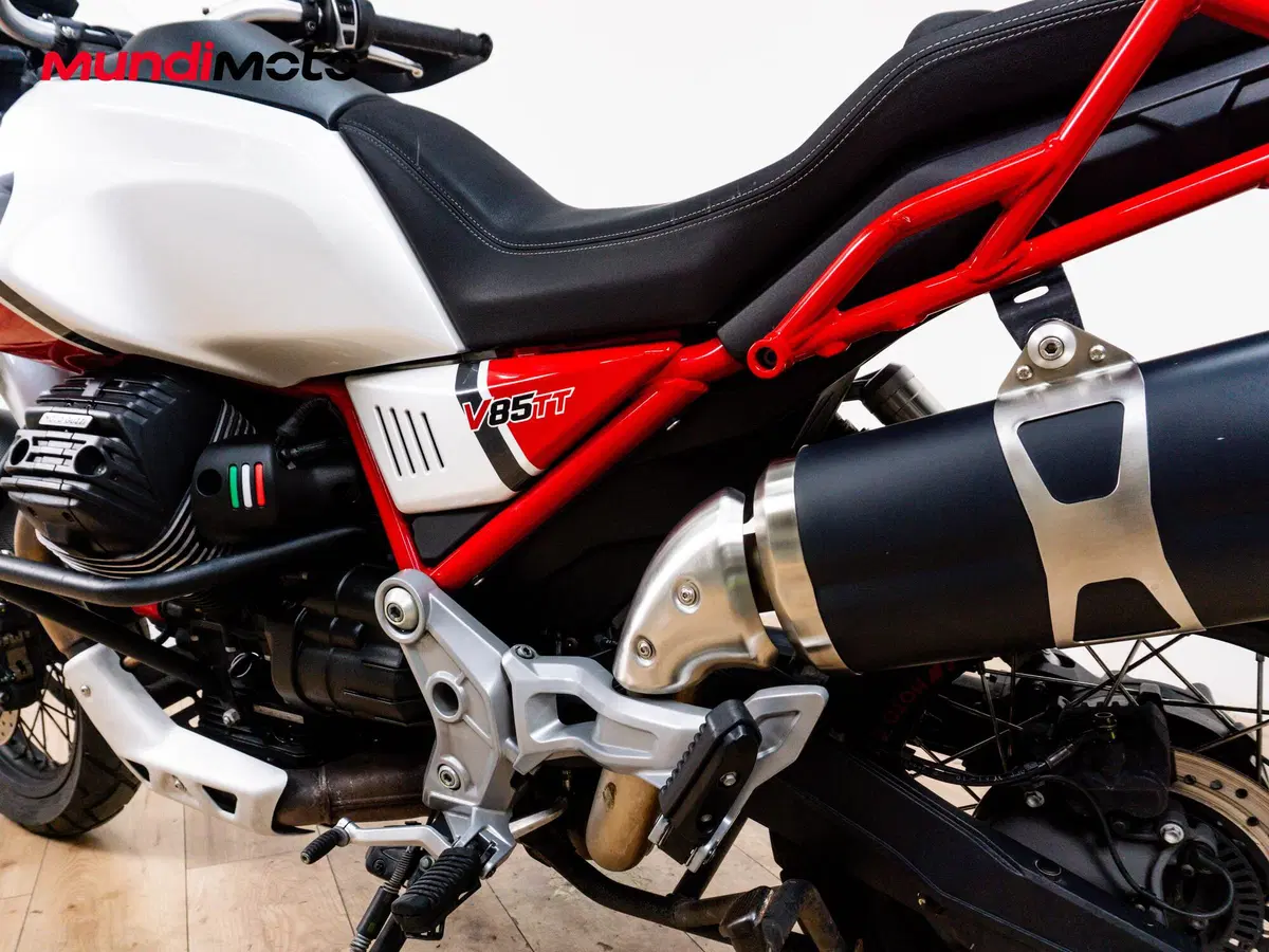 Moto Guzzi V85 TT (2019 - 20) (10)